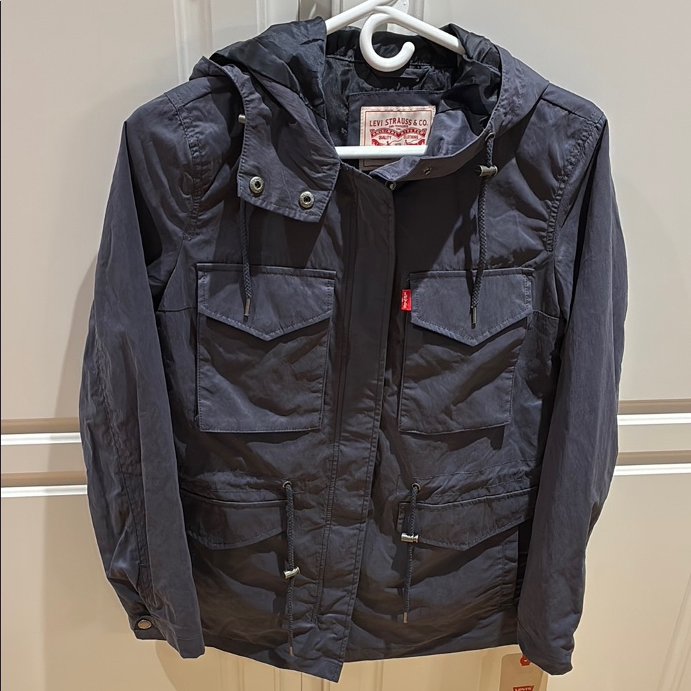 NWT Levis light weight cargo jacket. Size XS.